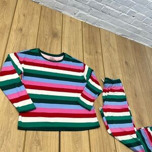 Joyspun Woman’s Shirt Pants Set